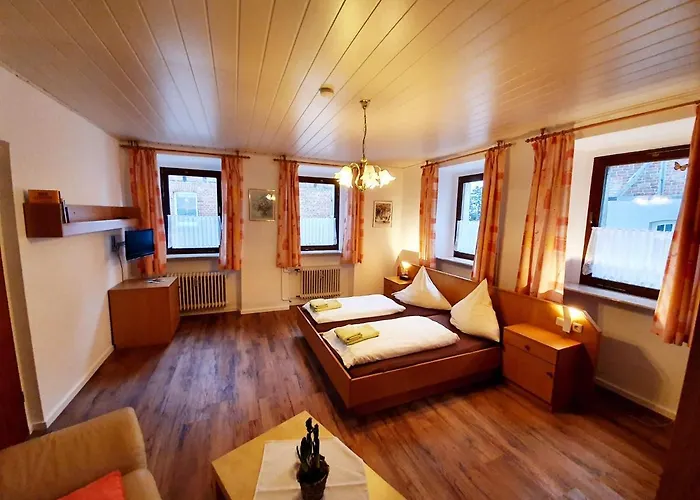 Schuetze * Daasdorf am Berge